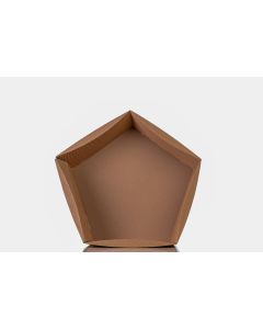 Kartongist kinkekorv